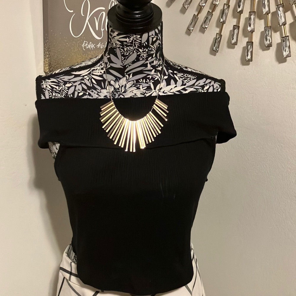 Zara off the shoulder ribbed black crop top